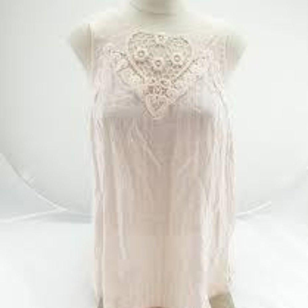 FYLO  Sleeveless Top  Button Back NWT